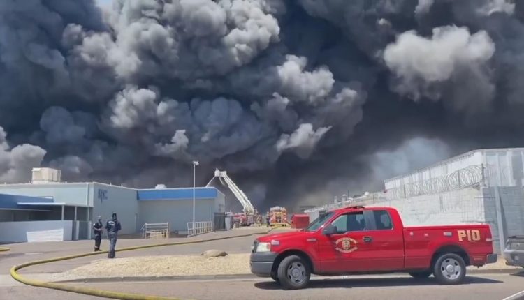 Massive 6 alarm Fire Burns Near 35th Avenue And Buckeye Road In Phoenix Arizona News Arizona 