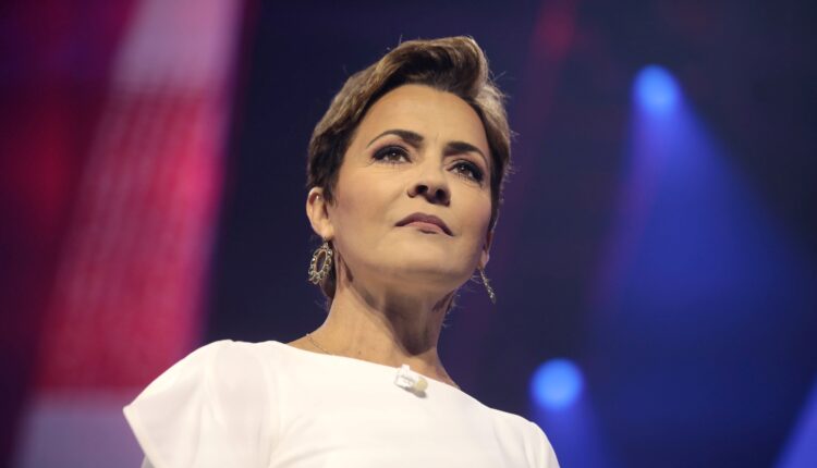 Lake has lost all rights to litigate defamation case 